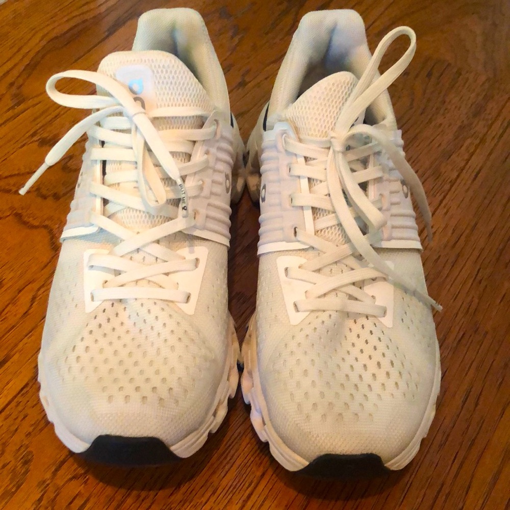 On Cloud Swift 3 Running Shoes